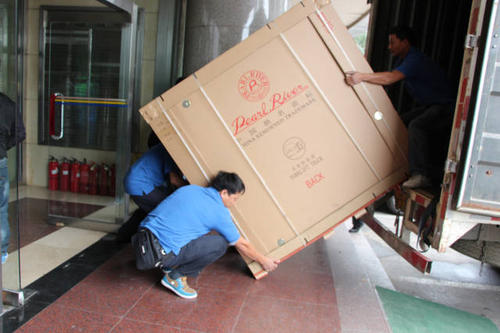 兰溪钢琴贵重工艺品无忧运